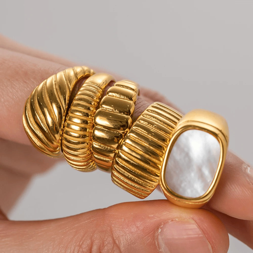 LIORA Geometric Fashion Ring