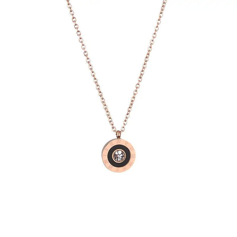 Time Necklace with Emerald in Gold