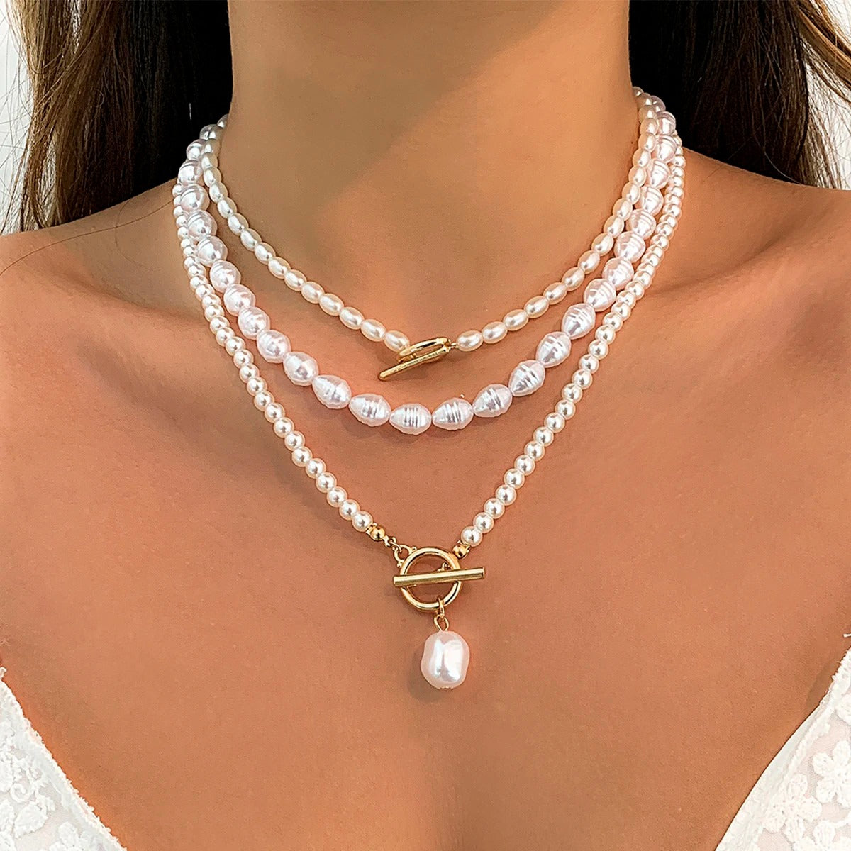 Elegant Pearl Necklace