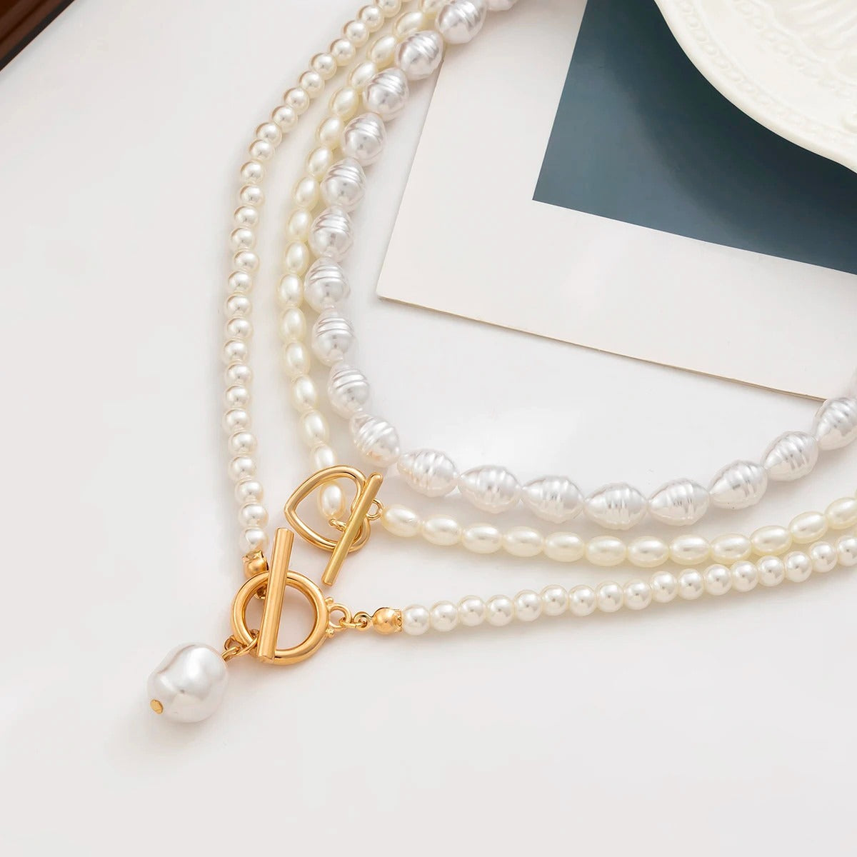 Elegant Pearl Necklace