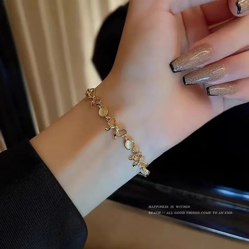 Bohemia Circle Bracelet Set Multi-Layer Vintage Folded Wind Fish Bone Chain Flower Leaves Jewelry Gift