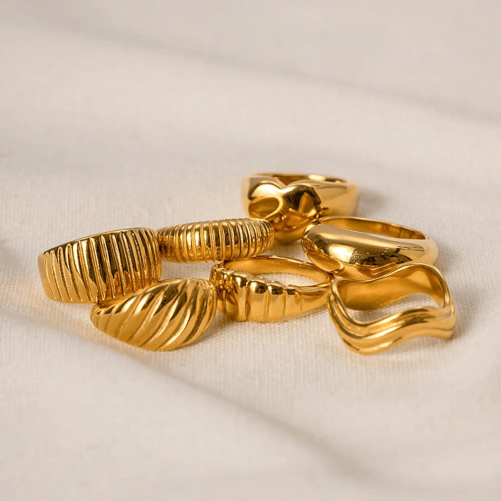 LIORA Geometric Fashion Ring