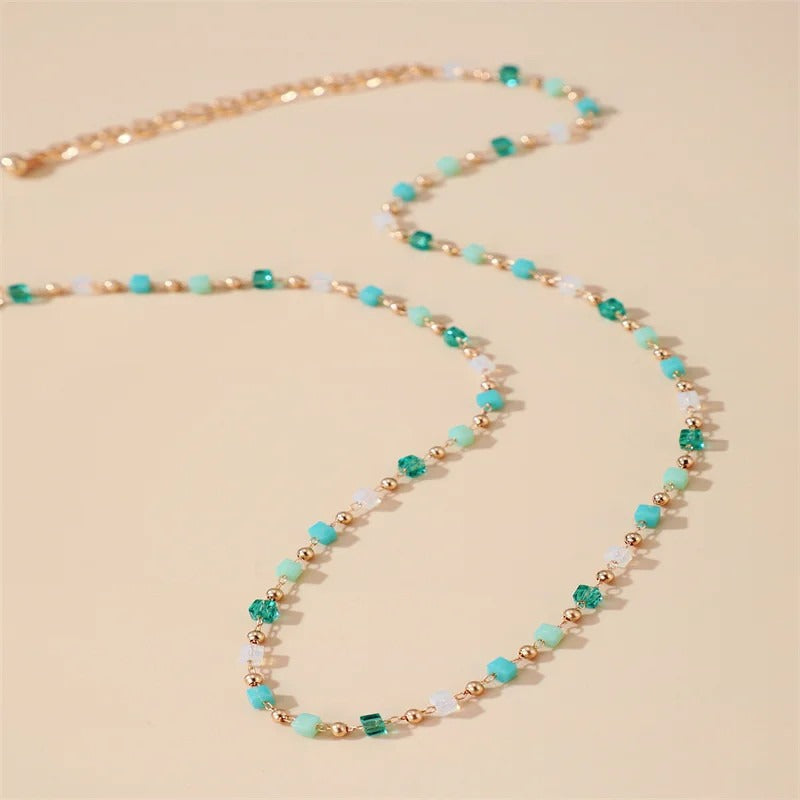 Multicolored gold-plated pebbles necklace