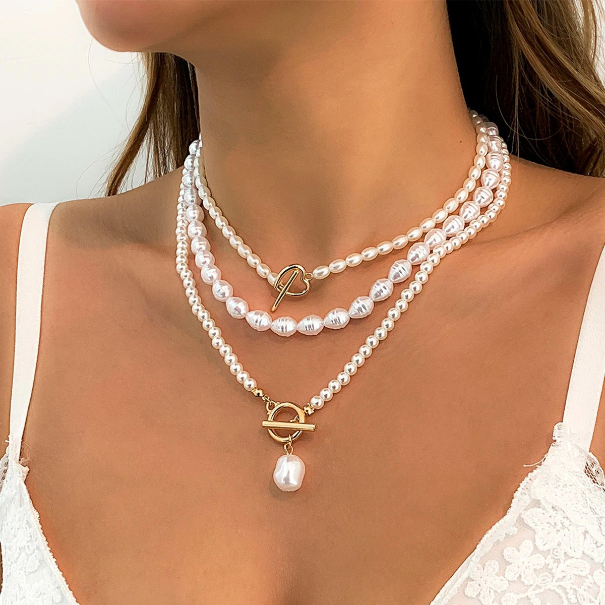 Elegant Pearl Necklace