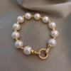 2025 New Arrival Retro Light Luxury Elegant Zircon Circle Pearl Bracelet