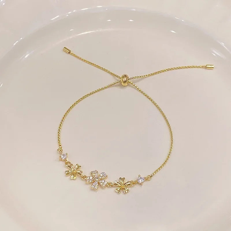 Bohemia Circle Bracelet Set Multi-Layer Vintage Folded Wind Fish Bone Chain Flower Leaves Jewelry Gift