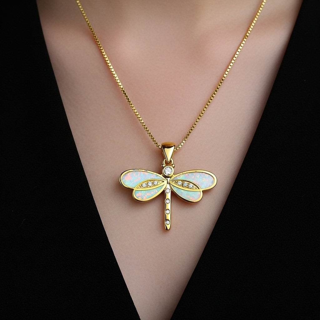 Multicolored gold-plated pebbles necklace